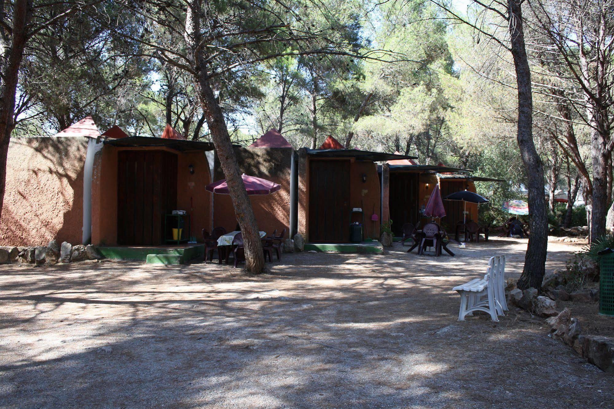 Villaggio Camping Nurral Fertilia Esterno foto