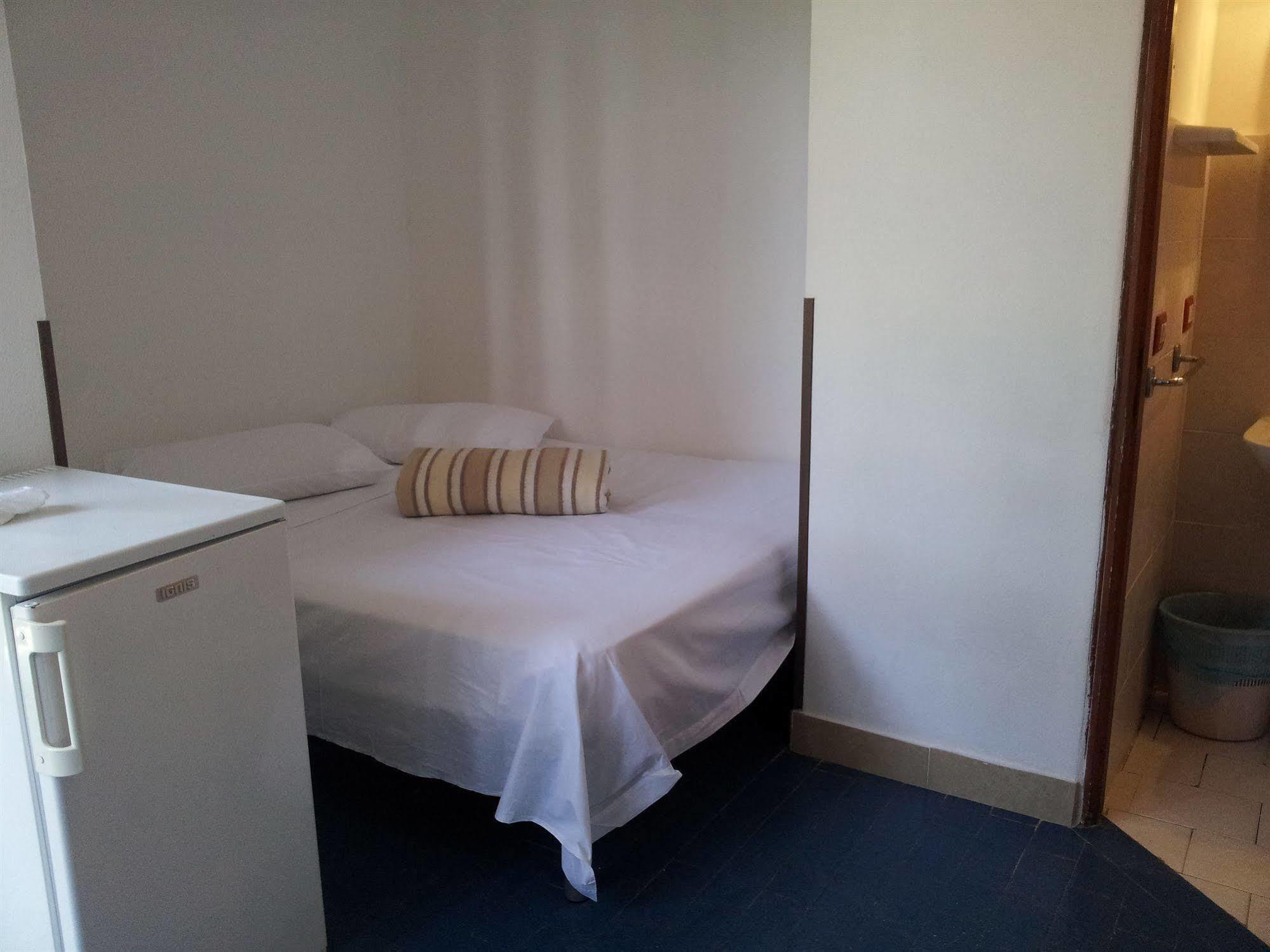 Villaggio Camping Nurral Fertilia Esterno foto