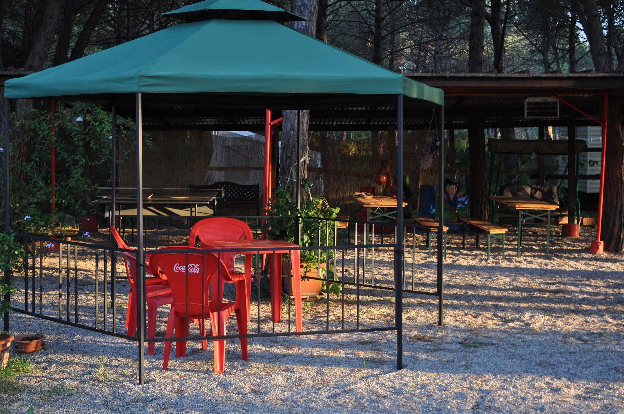 Villaggio Camping Nurral Fertilia Esterno foto