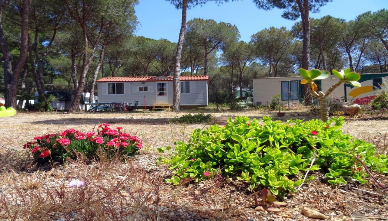 Villaggio Camping Nurral Fertilia Esterno foto